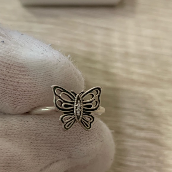 🎉HP🎉Retired Pandora butterfly ring - Picture 5 of 12